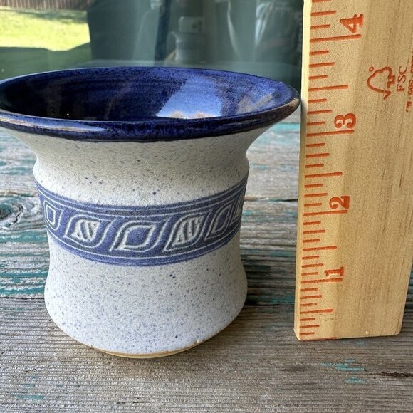 VTG James Sanders Kay 1992 Vase Stoneware Pottery Carved Leaf Design Blue 3.5" - Picture 10 of 11